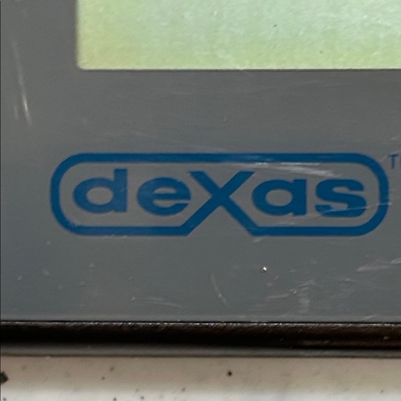 Dexas White Clipboard with Solar Calculator & Inside Storage & Handle - Picture 14 of 14